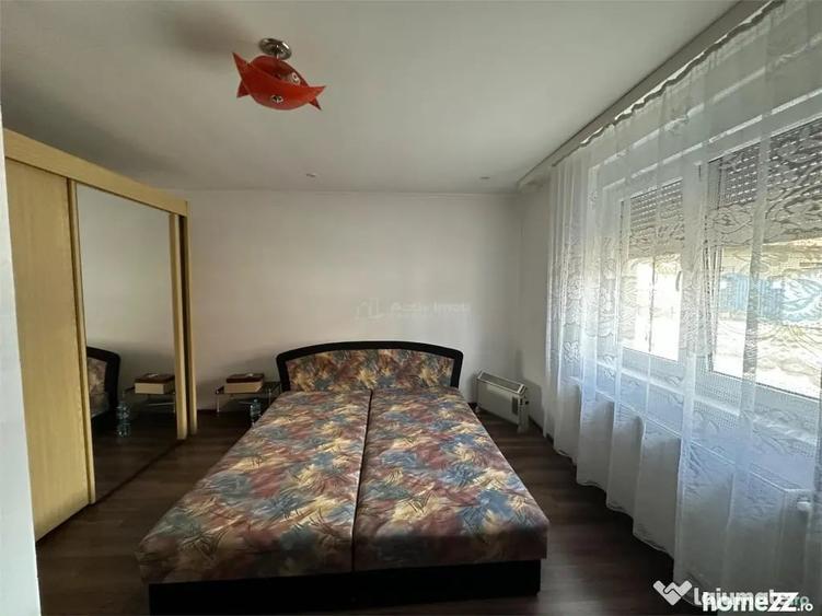 Casă cu 3 camere cu Teren 1438 Mp în Central