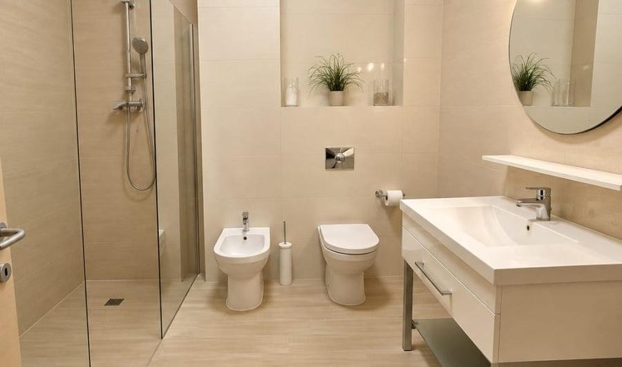 Apartament cu 4 camere în Nordului