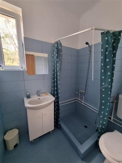 Casă individuală cu 5 camere cu Canalizare în Aeroport