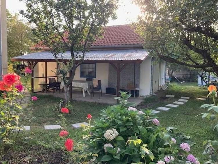 Casă cu 4 camere în Sânpetru
