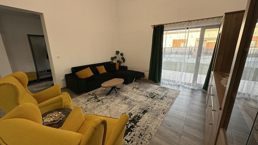 Casă individuală cu 4 camere cu Canalizare în Săsar