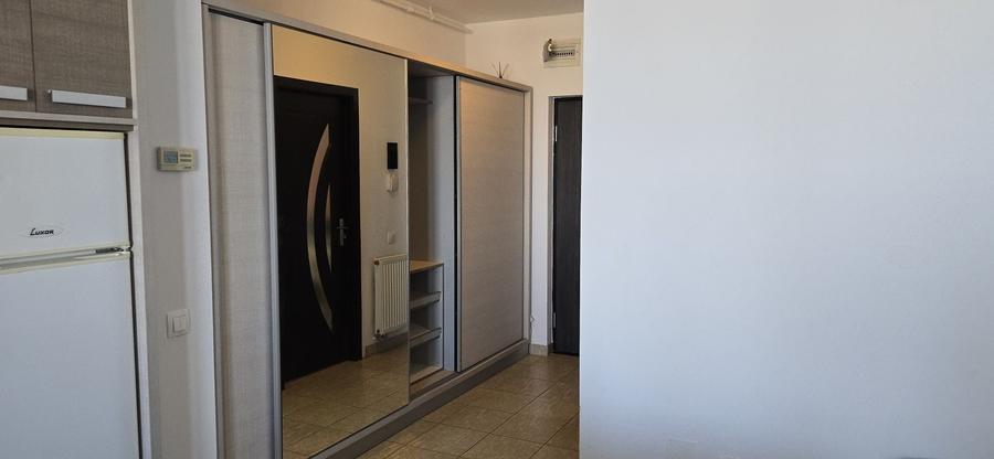 Garsonieră nedecomandată în Intim