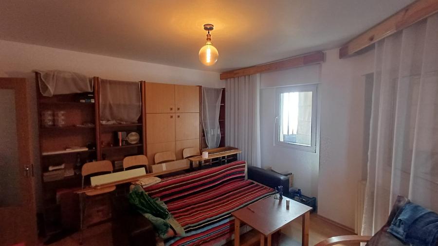 Apartament cu 2 camere decomandat în Balta Albă