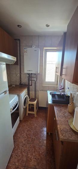 Garsonieră decomandată în Dorobanți