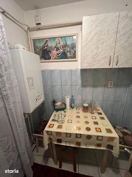 Apartament cu 3 camere în Micro 38