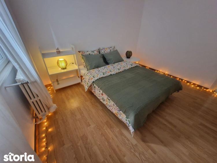 Apartament cu 2 camere semidecomandat, mobilat în Tei
