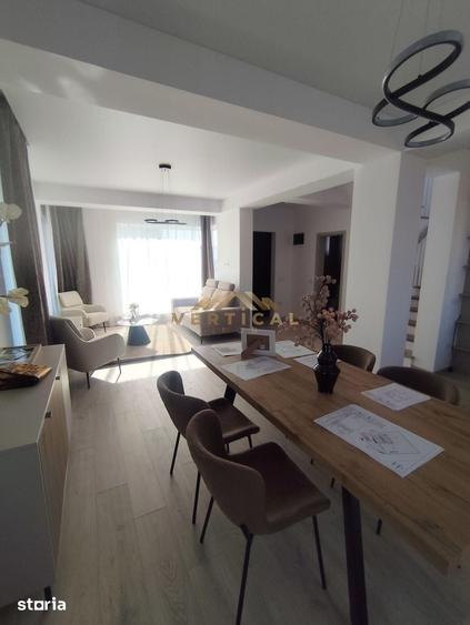 Casă cu 4 camere cu Teren 504 Mp în Vărăști