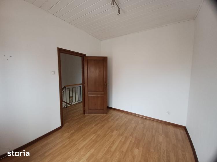 Casă cu 3 camere cu Teren 120 Mp în Sânmartin