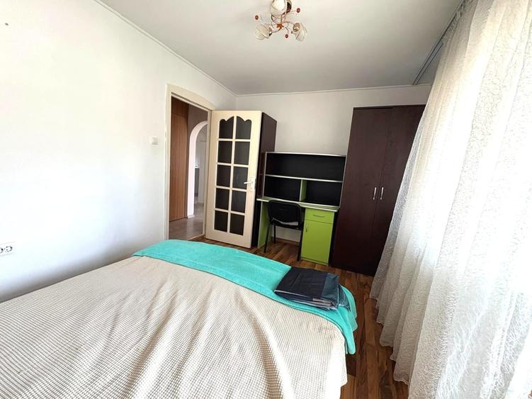 Apartament cu 3 camere decomandat în Porolissum