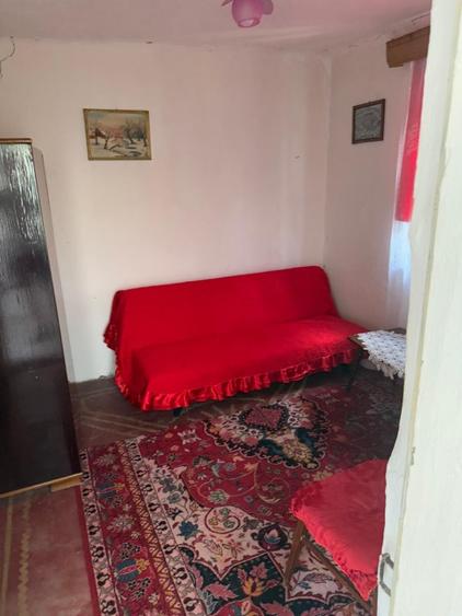 Casă individuală cu 4 camere cu Teren 2700 Mp în Mihăița