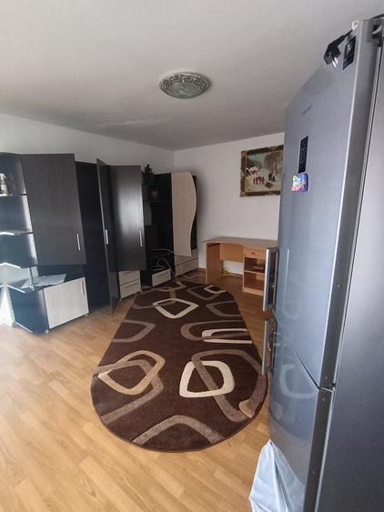 Casă individuală cu 3 camere cu Teren 300 Mp în Inel I