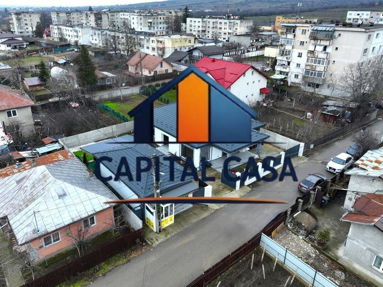 Casă individuală cu 5 camere cu Canalizare în Valea Călugărească