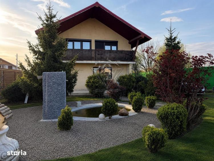 Casă cu 4 camere cu Canalizare în Zahanaua