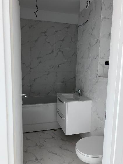 Apartament cu 3 camere decomandat în Pantelimon