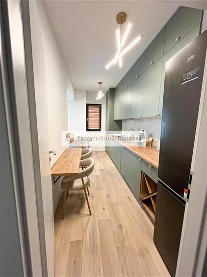 Apartament cu 2 camere semidecomandat, mobilat în Pipera