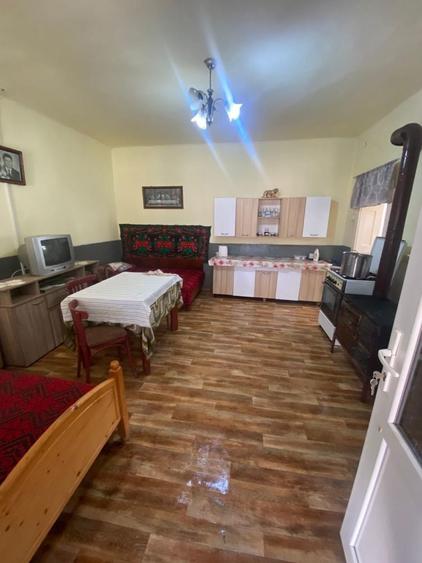 Casă cu 3 camere în Tritenii de Jos
