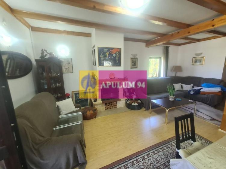Casă individuală cu 5 camere cu Canalizare în Ghioșești