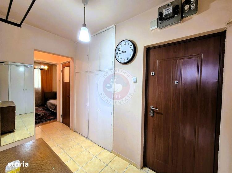Apartament cu 3 camere decomandat, mobilat în Titan