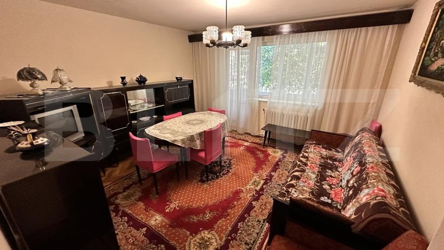 Apartament cu 3 camere decomandat, mobilat în Progresul
