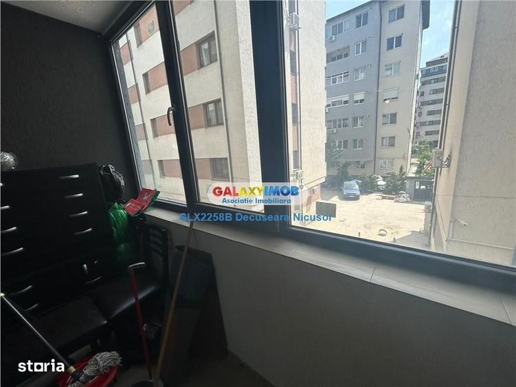Garsonieră în Roșu