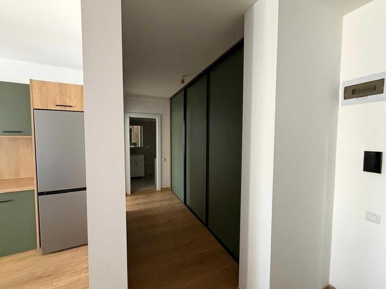 Apartament cu 2 camere decomandat în Florești