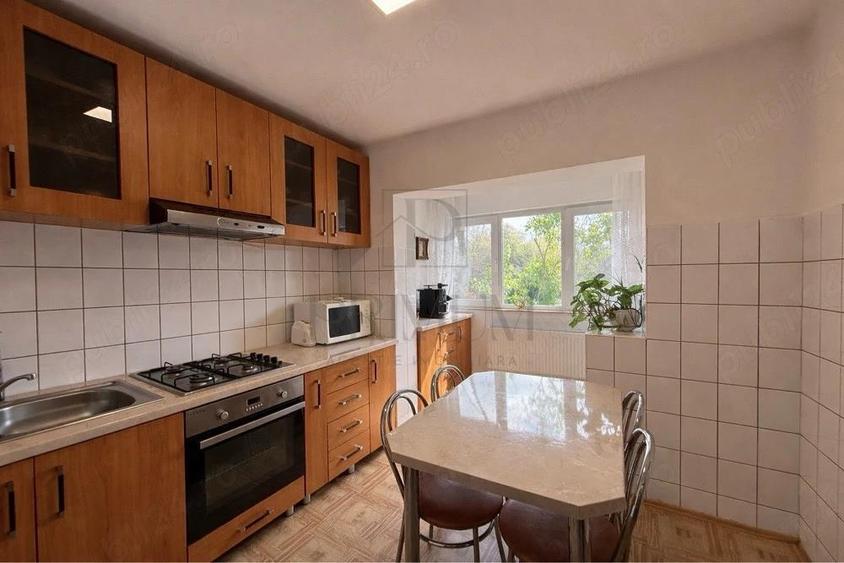 Apartament cu 3 camere decomandat, mobilat în Aradului — fotografia 2