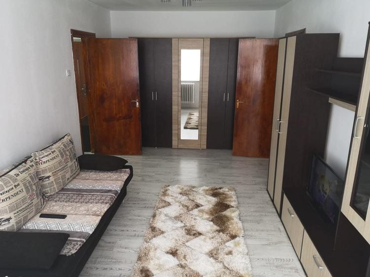 Inchiriez apartament sectorul 4 - 7