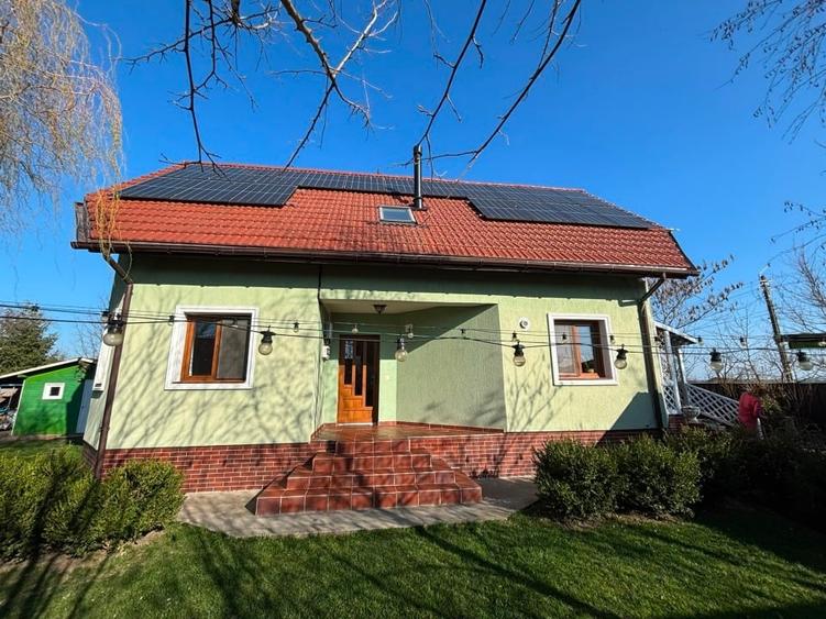 Casă individuală cu 4 camere cu Canalizare în Sânandrei