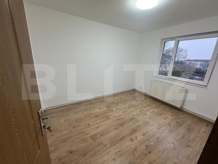 Apartament cu 2 camere decomandat în Micro 14