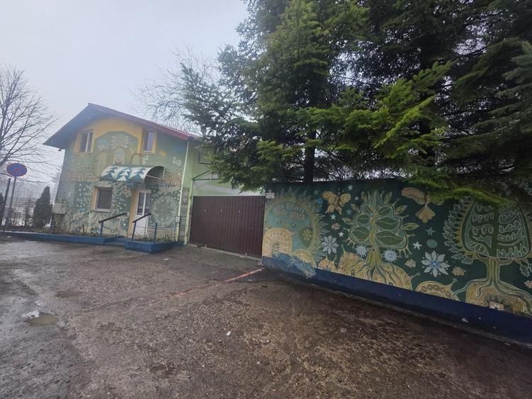 Casă individuală cu 4 camere cu Canalizare în George Enescu