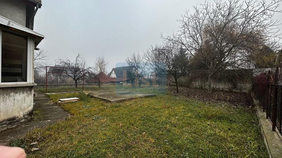 Casă cu 6 camere cu Canalizare în