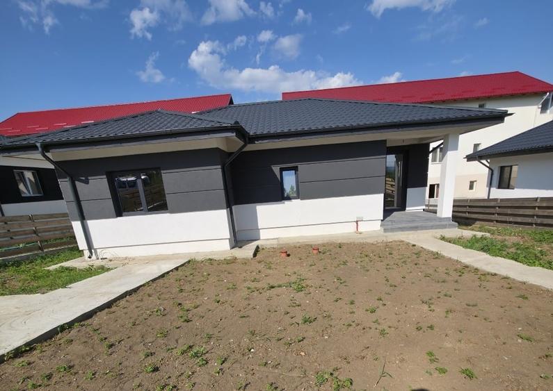 Casă individuală cu 3 camere cu Teren 500 Mp în Miroslava