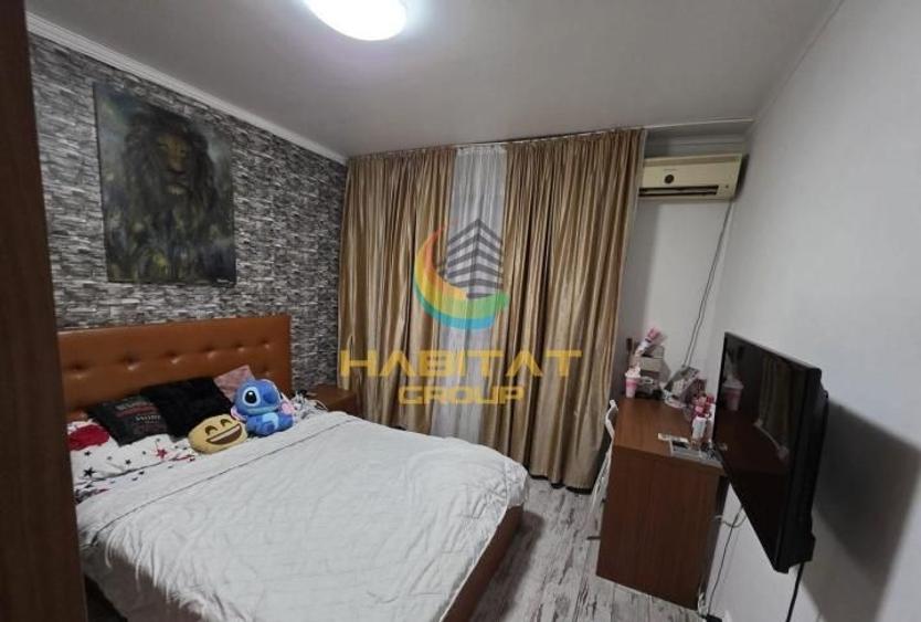 Apartament cu 4 camere semidecomandat, mobilat în Apărătorii Patriei