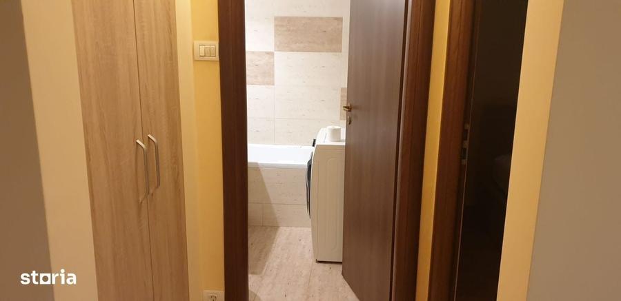 Apartament cu 2 camere decomandat în 1 Mai
