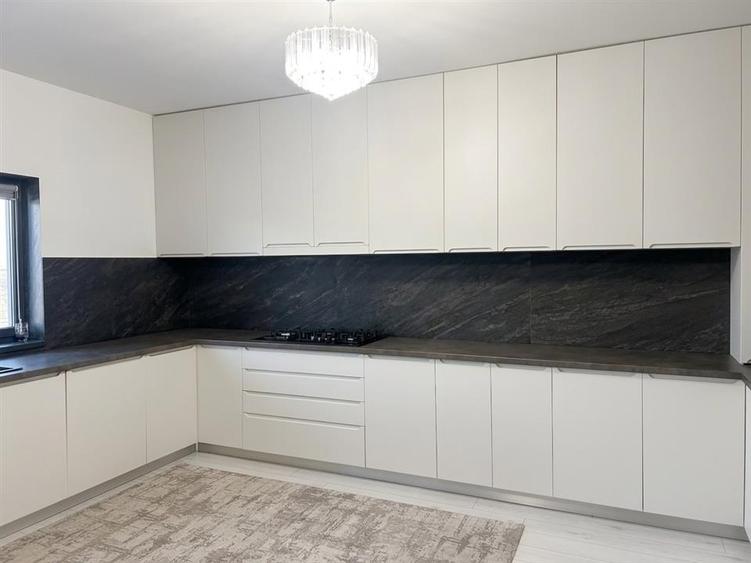 Casă cu 4 camere cu Teren 1200 Mp în Dealuri Oradea