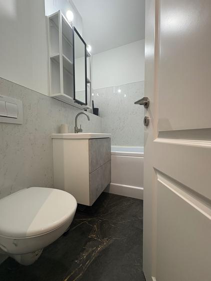 Apartament cu 2 camere decomandat în Energiei