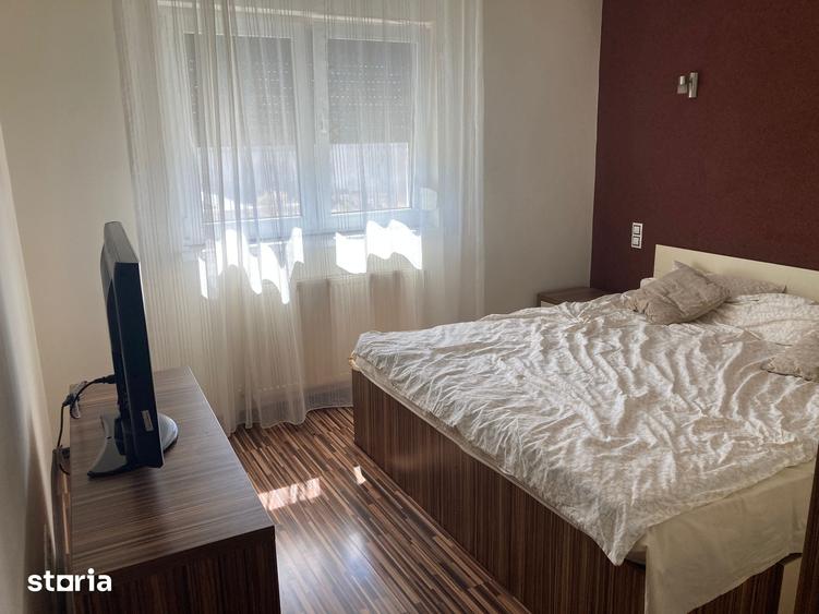 Apartament cu 3 camere în Sub Arini