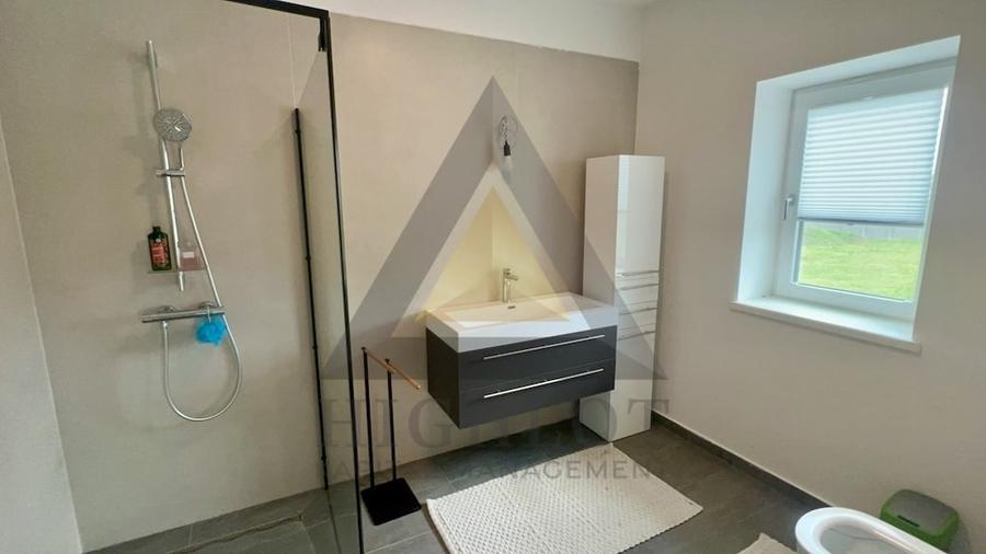 Casă individuală cu 5 camere cu Canalizare în Corbeanca