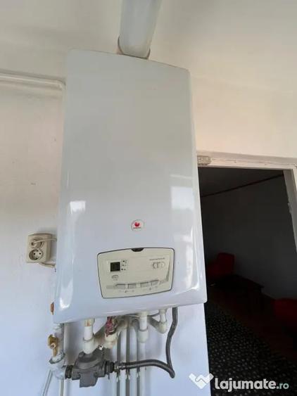 Apartament cu 2 camere decomandat în Buzaului