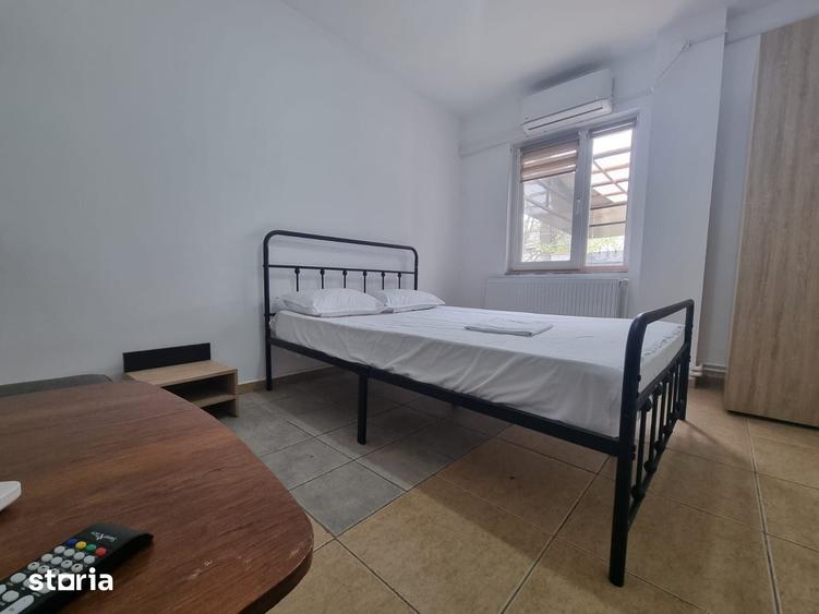 Casă cu 7 camere cu Teren 136 Mp în Central