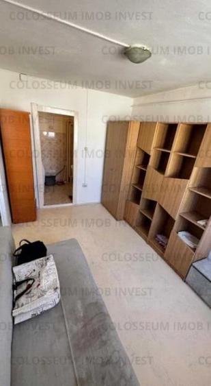 Apartament cu 2 camere semidecomandat în Tractorul