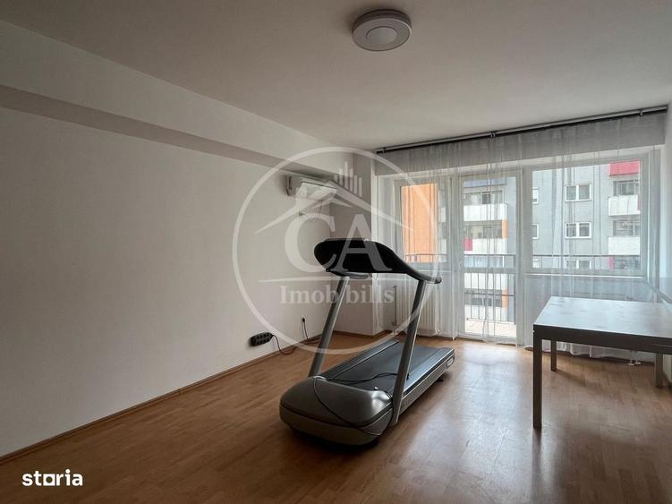 Apartament cu 3 camere decomandat în Iosia