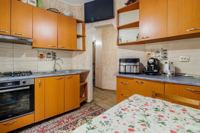 Apartament cu 3 camere decomandat în Unirii