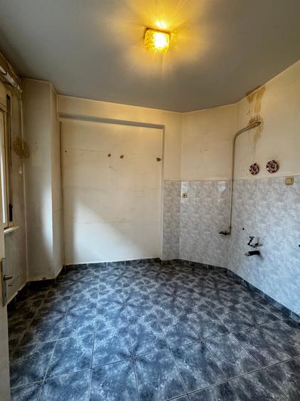 Apartament cu 2 camere decomandat în Dacia