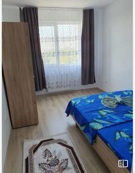 Apartament cu 2 camere semidecomandat, mobilat în Apărătorii Patriei