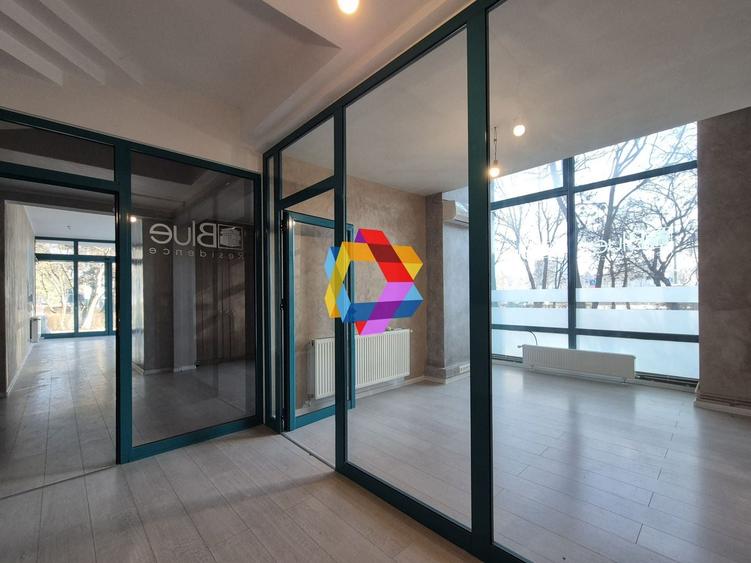 Spațiu comercial, de 200 mp, în Centrul Civic