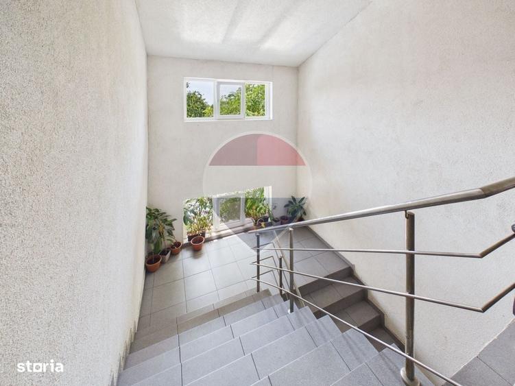 Apartament cu 3 camere în Rahova