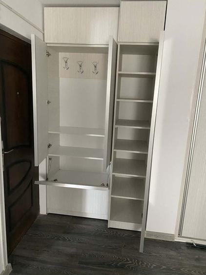 Apartament cu 3 camere decomandat în Rovine