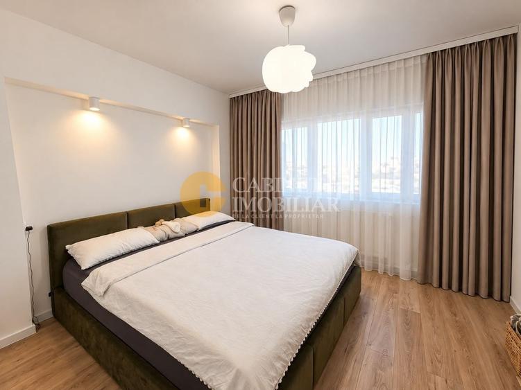 Apartament cu 4 camere decomandat, mobilat în Alexandru cel Bun