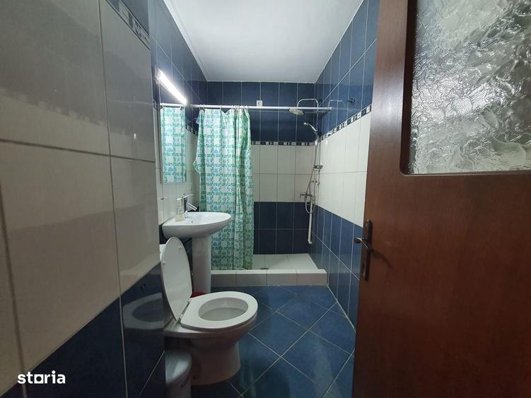 Apartament cu 3 camere decomandat în Faleză